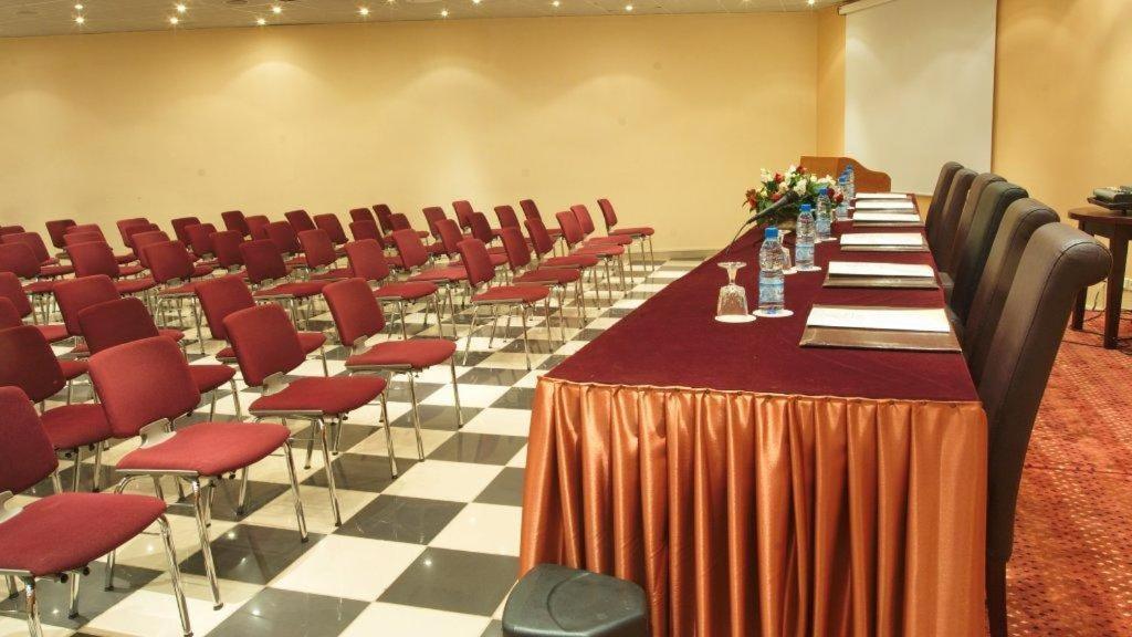 Eden Airport Hotel El Kerma Exterior photo